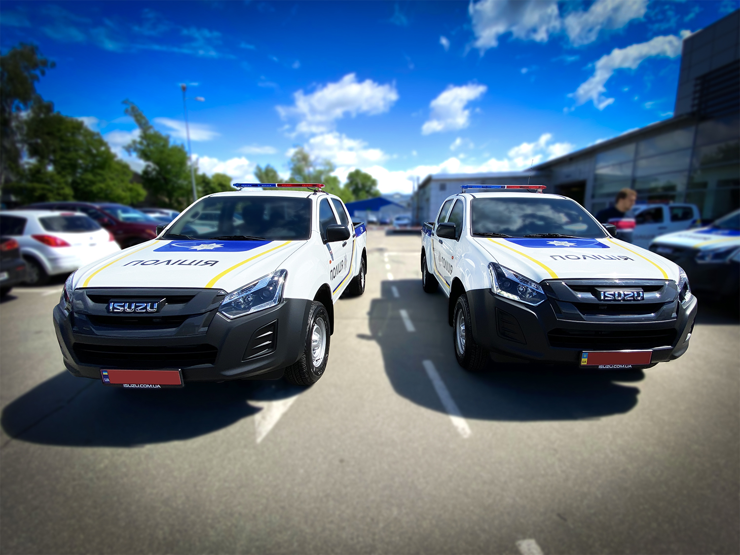 Спеціалізований автомобіль на базі пікапу Ісузу Д-Макс